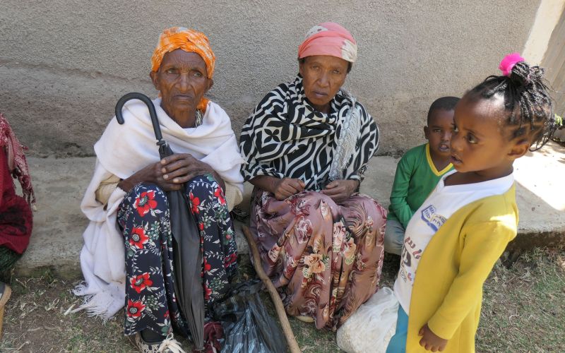 Alte Menschen erhalten bei den Ordensschwestern der „Divine Providence“ in Äthiopien Obhut und Pflege