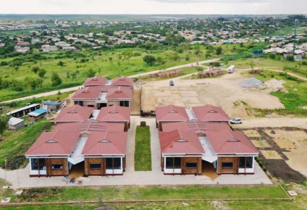Bildung ermoeglichen Indien Dharuhera Karussell