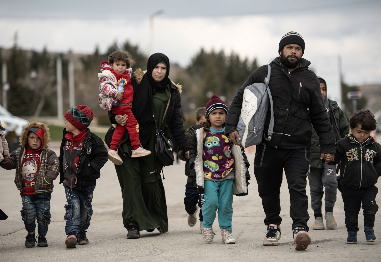 Eine Familie aus dem Libanon auf der Flucht vor Bombenangriffen