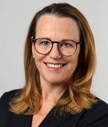 Porträtbild Sabine Brink