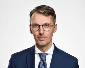 Foto von Lars Castellucci, Beauftragter der Bundesregierung für Menschenrechte und humanitäre Hilfe. Foto: DBT / Stella von Saldern