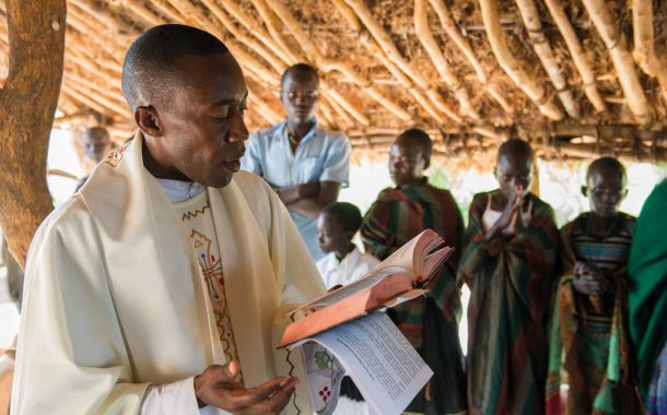 Priesteramtskandidaten fördern