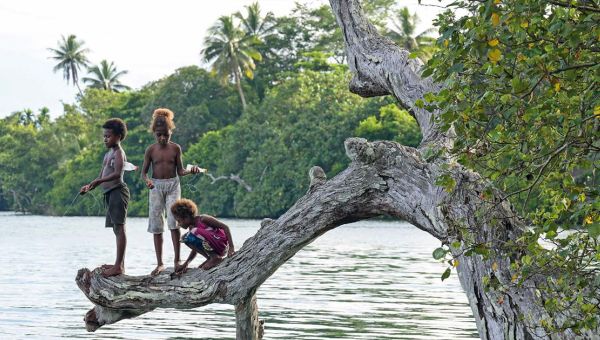 Eine energiehungrige Welt ist über den rohstoffreichen Pazifikstaat Papua-Neuguinea hereingebrochen und zerstört die Umwelt. Foto: Jörg Böthling
