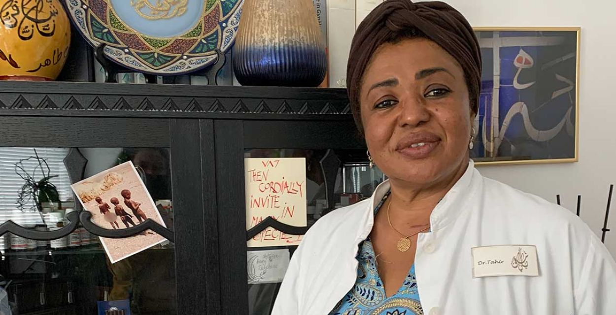 Die Münchner Gynäkologin Dr. Eiman Tahir