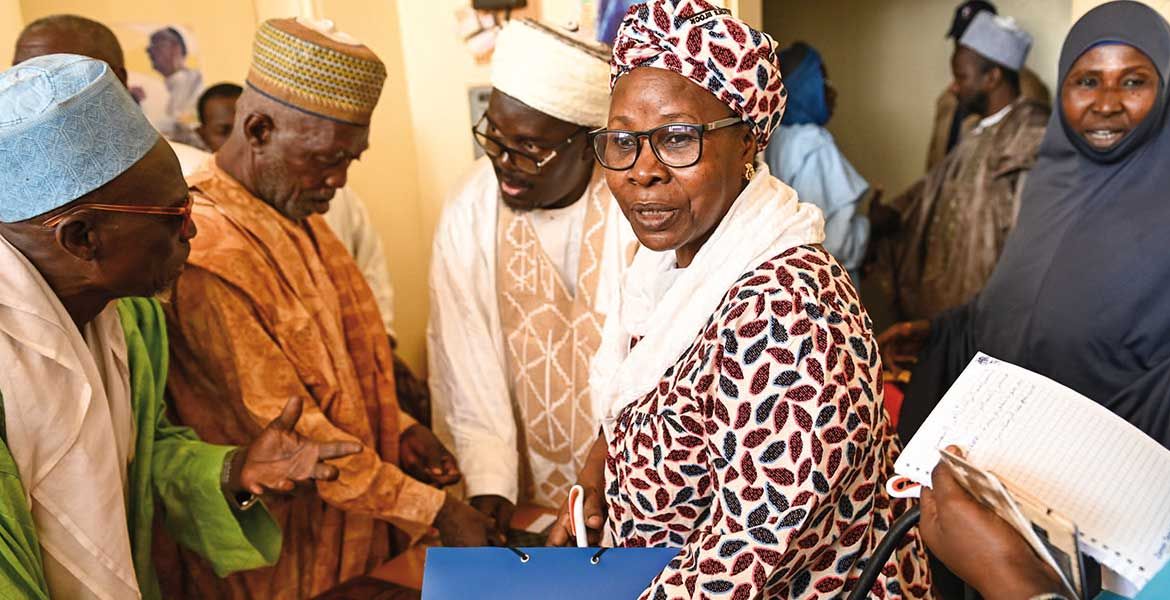 Reportage aus Niger: Die Brückenbauerin / Foto: Jörg Böthling